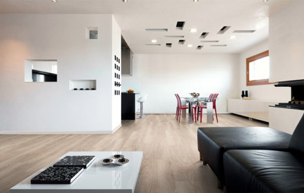 bodenbeläge nürtingen wohnzimmer mit schwarzem sofa designboden von objectflor simplay acoustic in eicheoptik bei bleher raumaustatter in nürtingen
